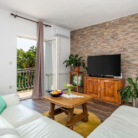 Apartments Rumac โอปาติยา ภายนอก รูปภาพ