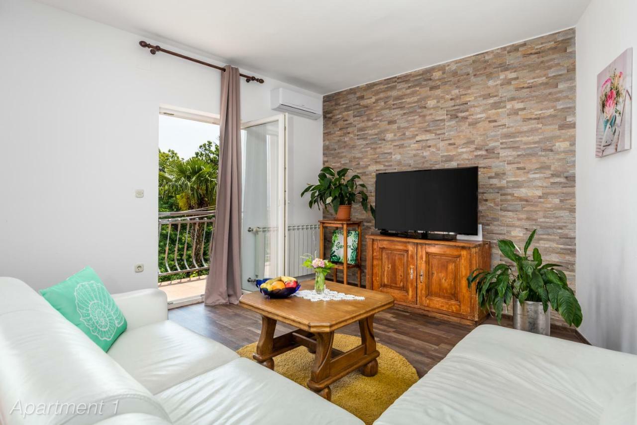 Apartments Rumac โอปาติยา ภายนอก รูปภาพ